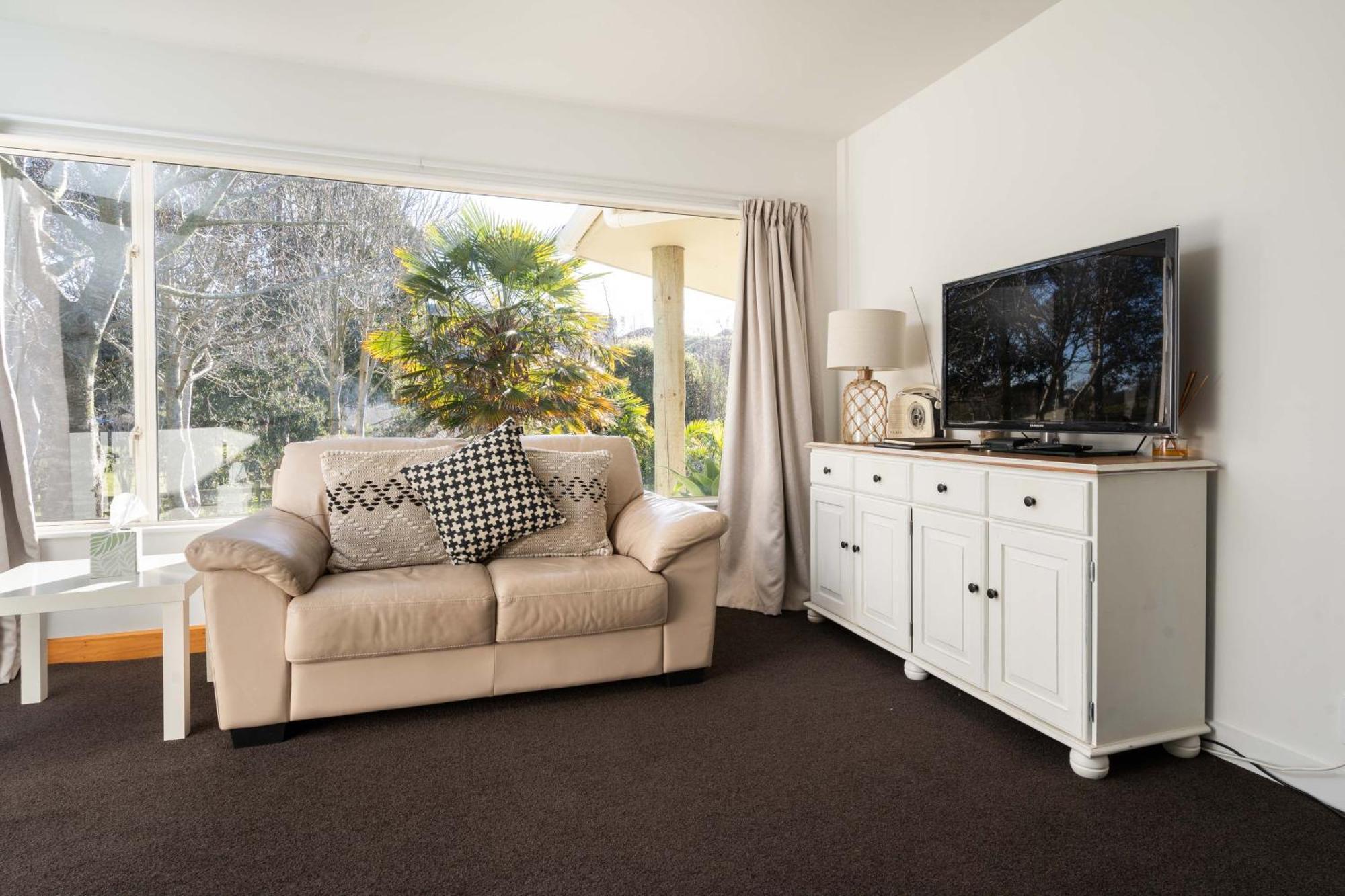 Country Apartment Paraparaumu Bagian luar foto