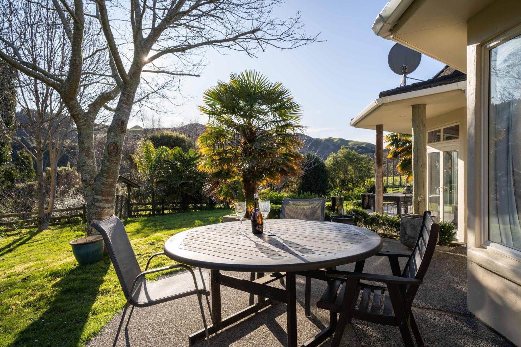 Country Apartment Paraparaumu Bagian luar foto